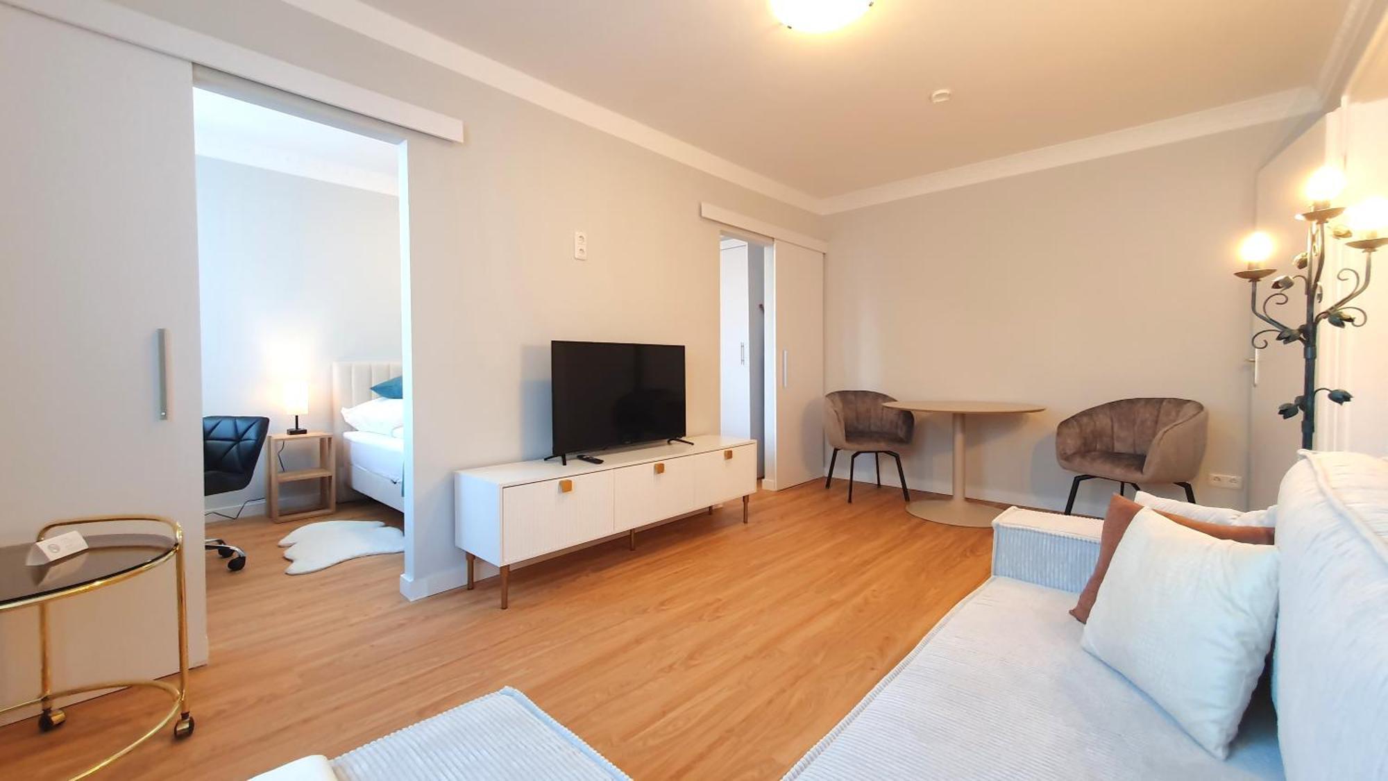 Stylish 5 Min From Station Apartment München